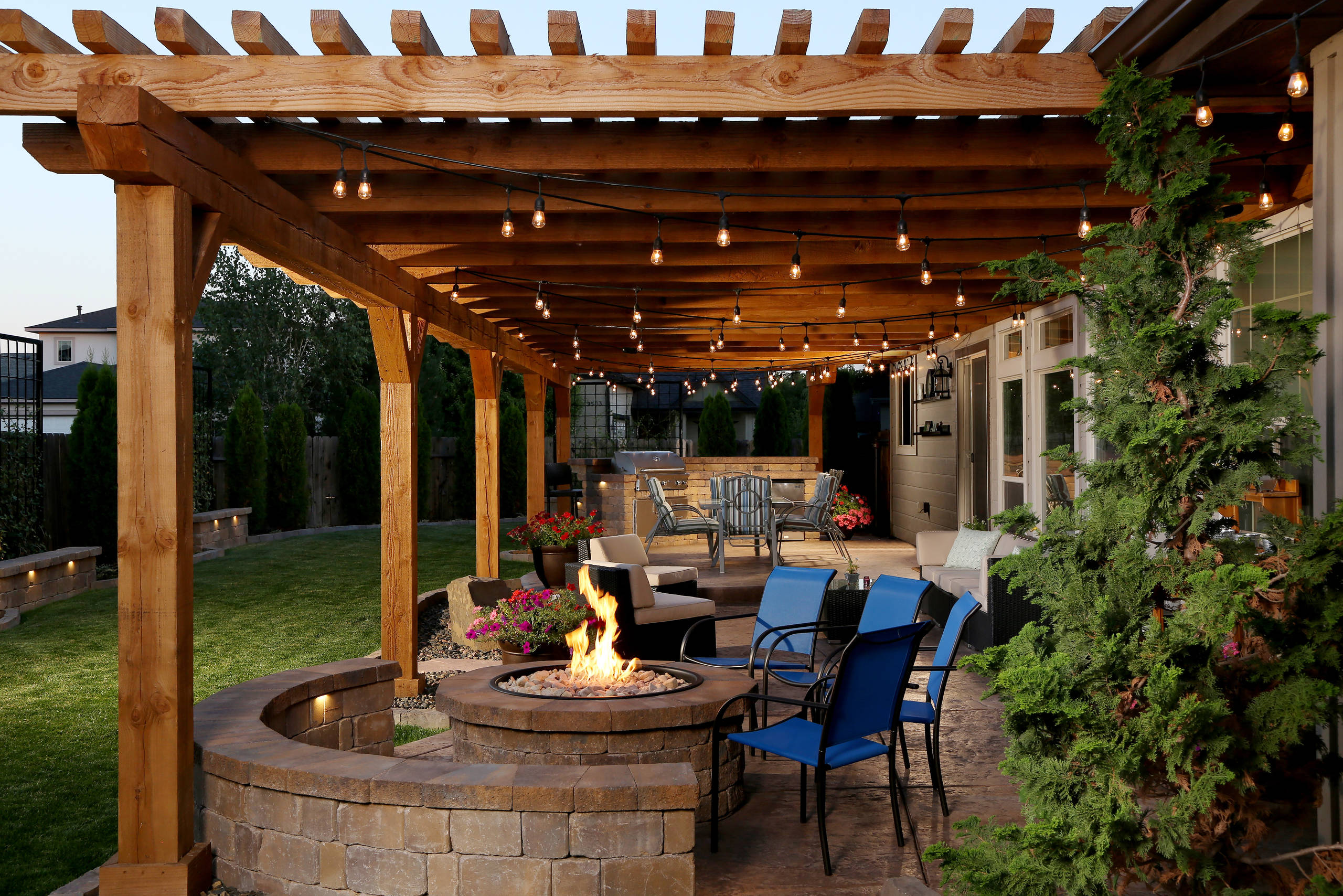Patio & Outdoor